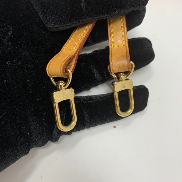 Louis Vuitton Spontini Handbag Monogram Canvas - Picture 6 of 15